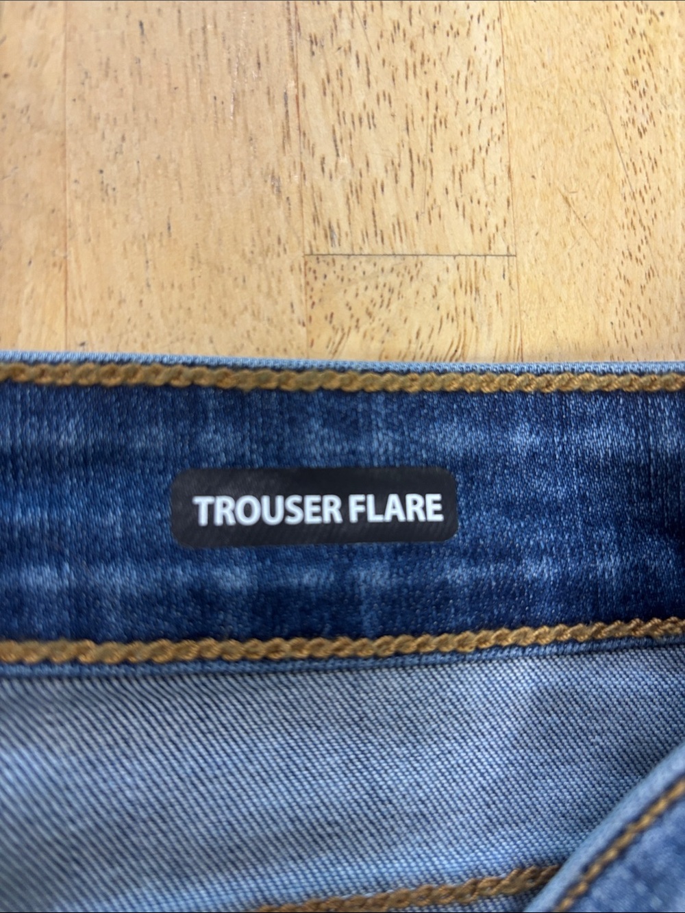 NWT Judy Blue High Waist Trouser Flare Jeans Size 13/31 Medium Wash Wide Hem - Picture 3 of 7